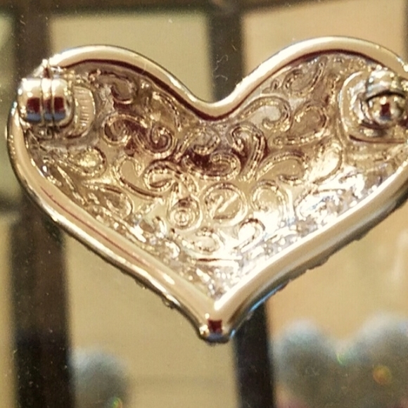 Swarovski Signed Heart Rhinestone Vintage Pin - Picture 8 of 10